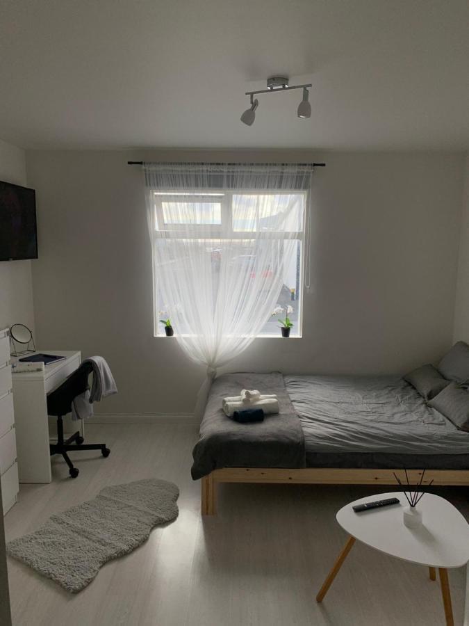 R&J Guesthouse Ro0M Grindavik Luaran gambar