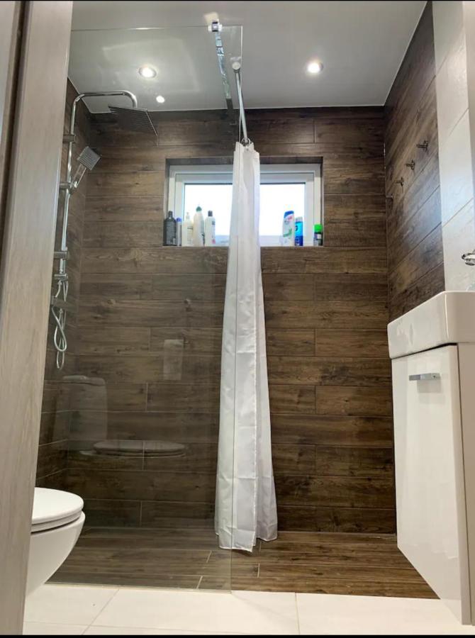 R&J Guesthouse Ro0M Grindavik Luaran gambar